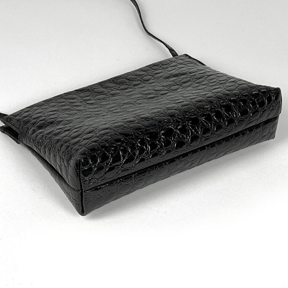 Salvatore Ferragamo Crossbody Embossed Black Leather Shoulder Logo Vara Bag